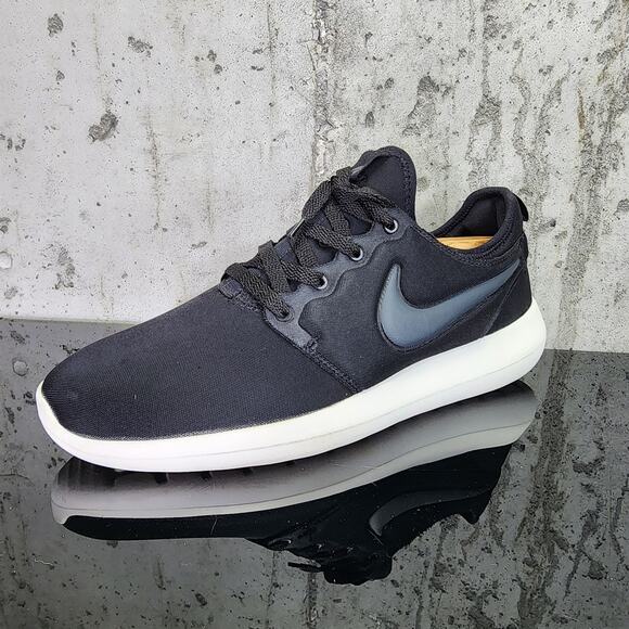 Nike Roshe Two Men's Black Sneakers Pre-Owned Size 12 - Picture 2 of 7